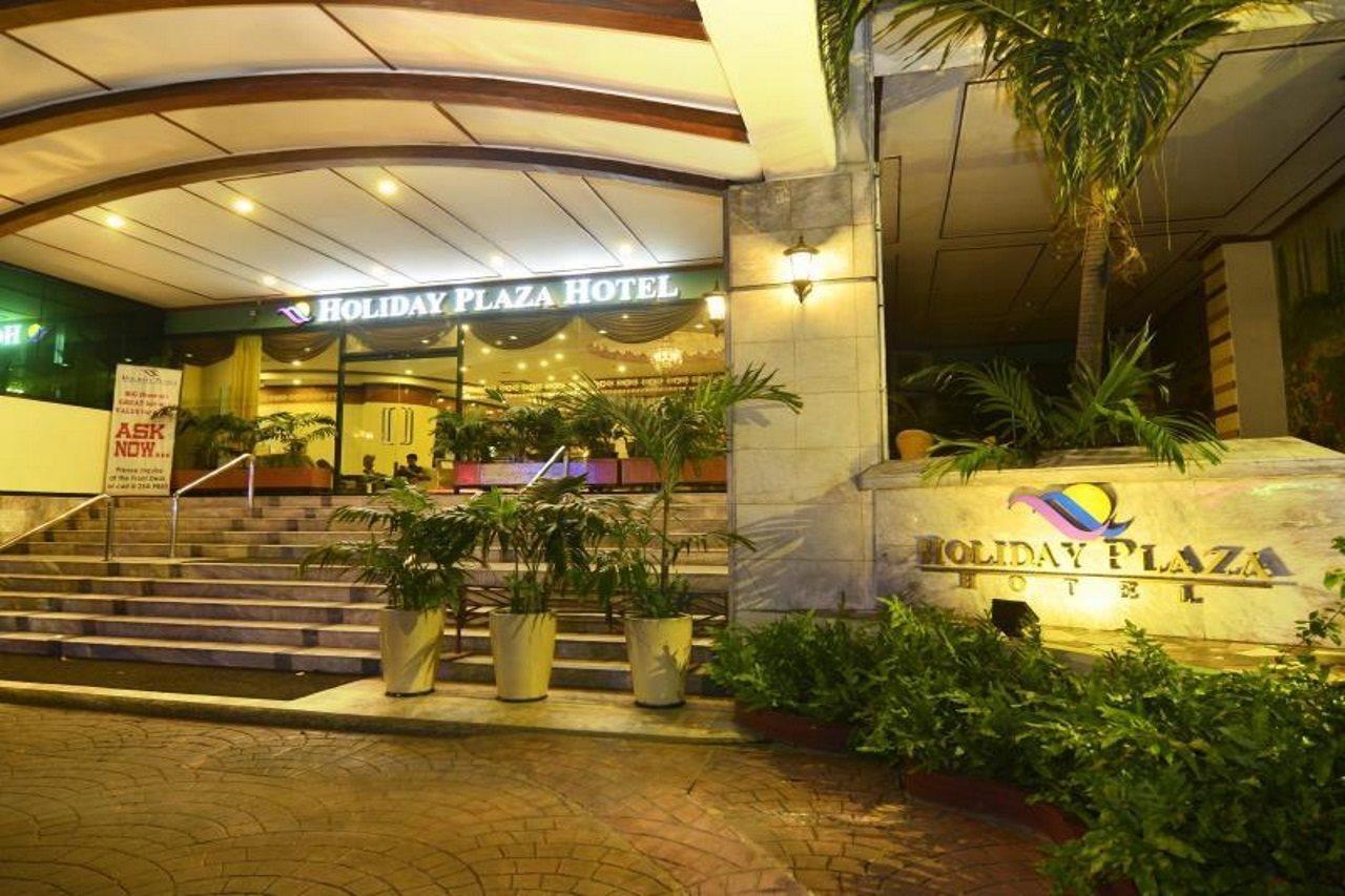 Holiday Plaza Hotel Cebu Stadt Exterior foto