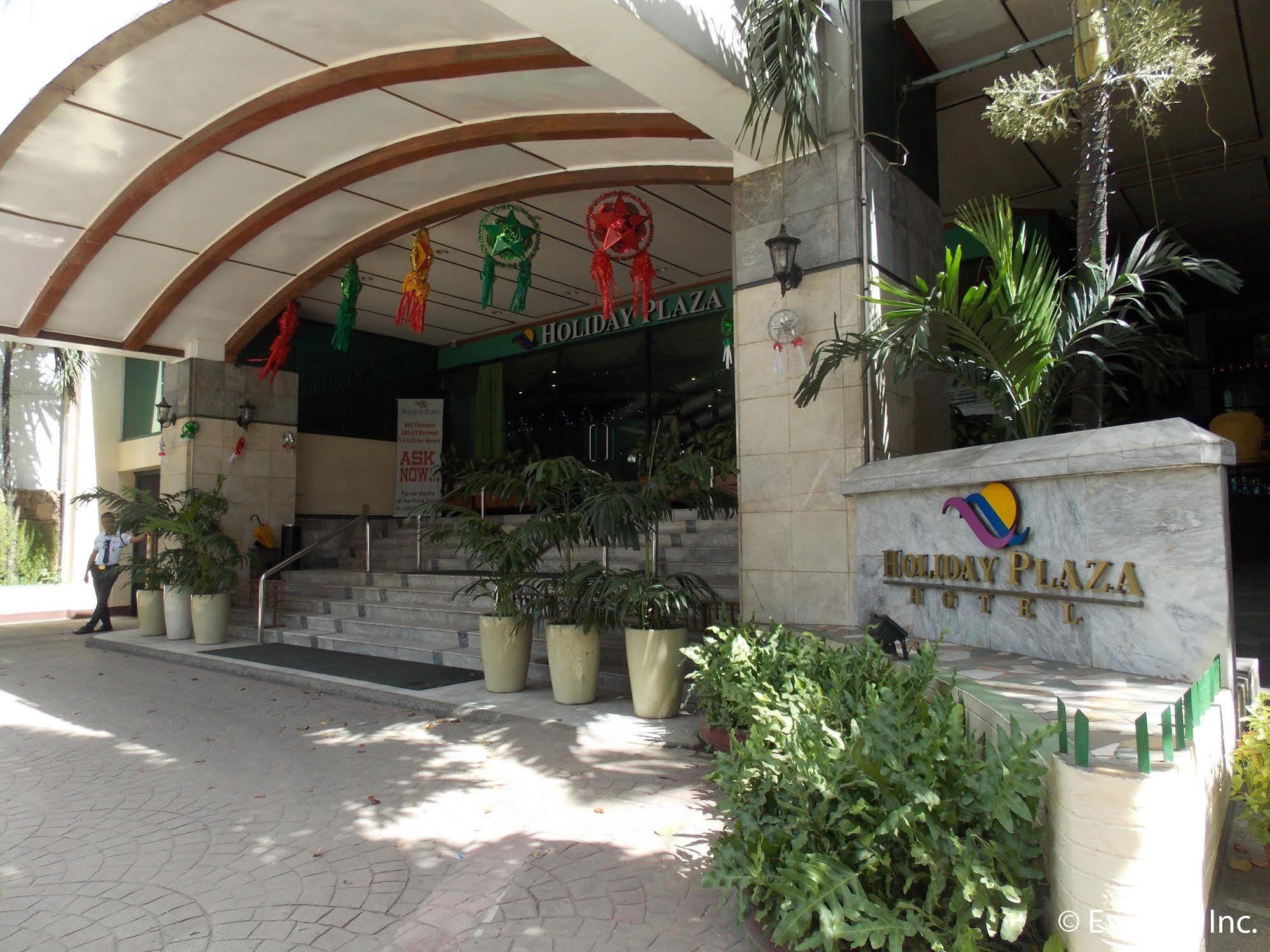 Holiday Plaza Hotel Cebu Stadt Exterior foto